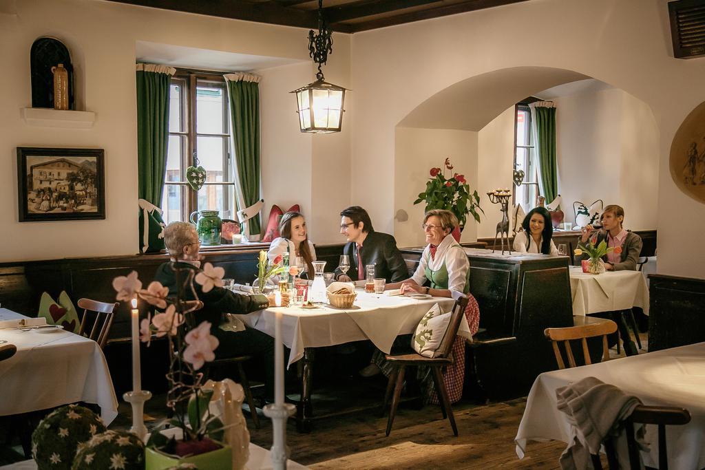 Hotel Gasthof Zur Post ซังคท์กิลเกอ ภายนอก รูปภาพ
