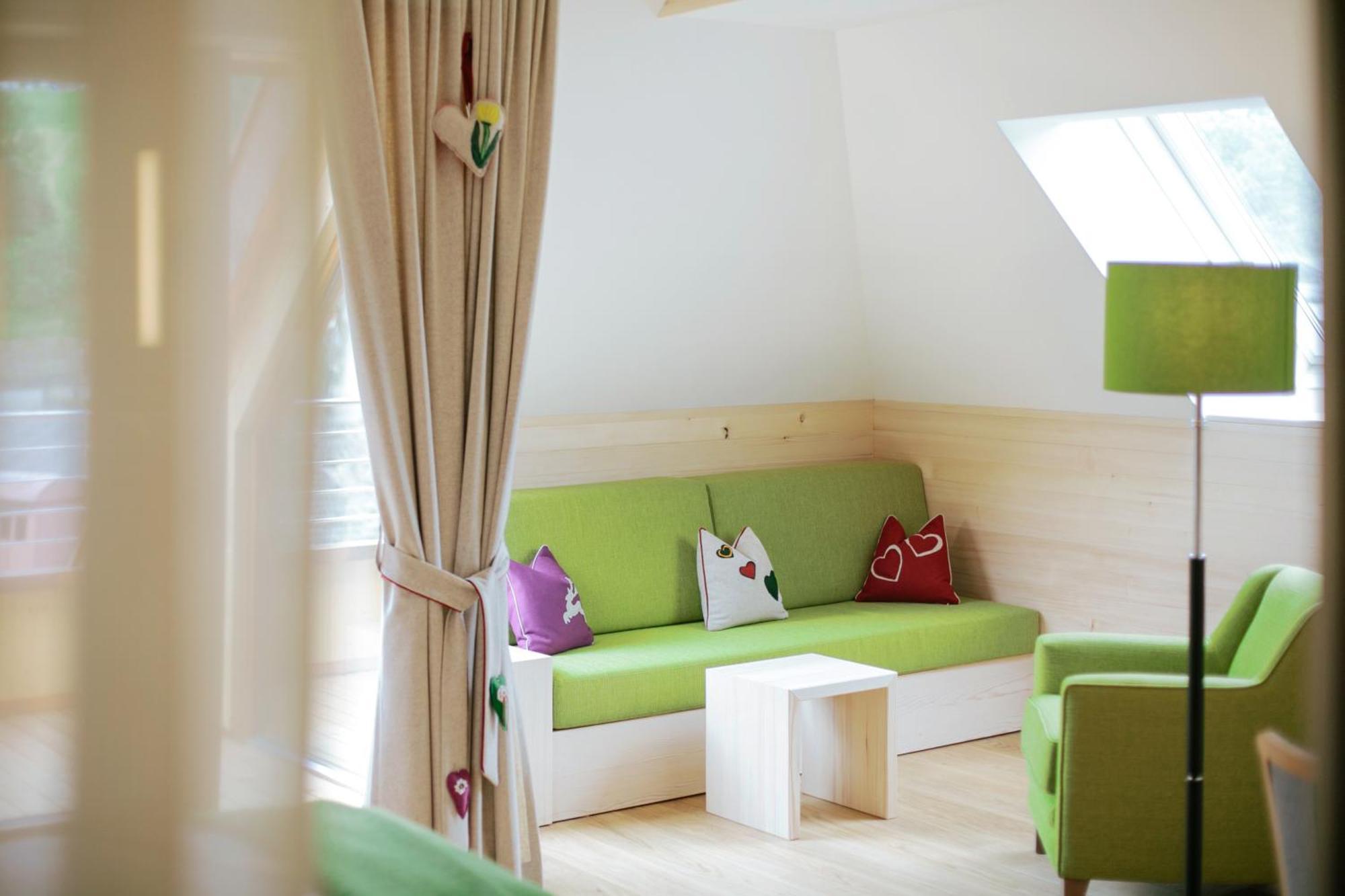 Hotel Gasthof Zur Post ซังคท์กิลเกอ ภายนอก รูปภาพ