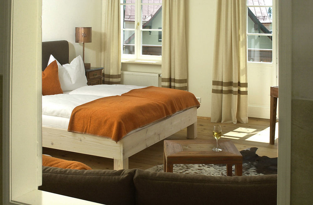 Hotel Gasthof Zur Post ซังคท์กิลเกอ ภายนอก รูปภาพ
